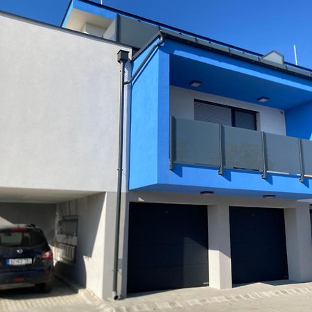 Swiss Star Apartment Mosonmagyaróvár Exterior foto